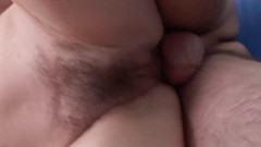 Vintage Climax: Piękna milf dostaje spermę na swojej owłosionej cipce