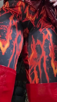 Red Nylon Kombinézu Fetiš - Stydké Pysky Škádlení, Hluboké Kouření a Stříkání Na Moji Podržící Kazajku
