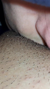 Pacarku nyepong, ciuman, jilat memek dan itilku yang bengkak