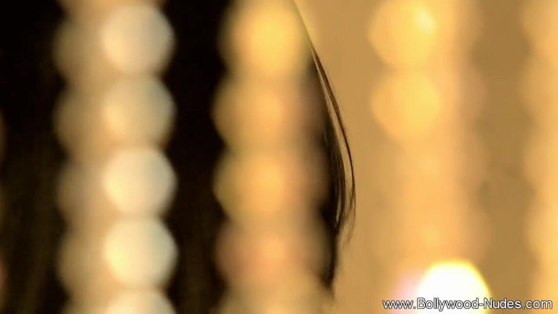 Bollywood Nudes: Ragazza erotica di giorno e notte dall'india