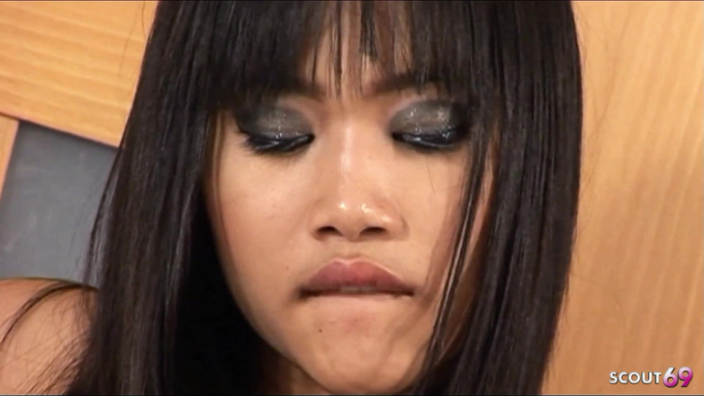 Asian porn collection: Japanese MILF Kanda Fucked in Threesome Uncensored Anal JAV Interracial...