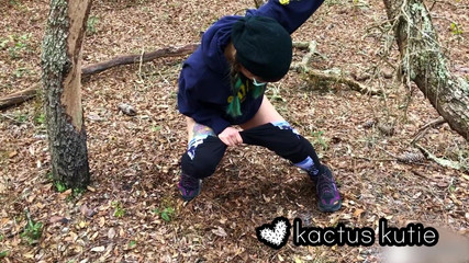 kactus kutie: Orámovaná přírodou