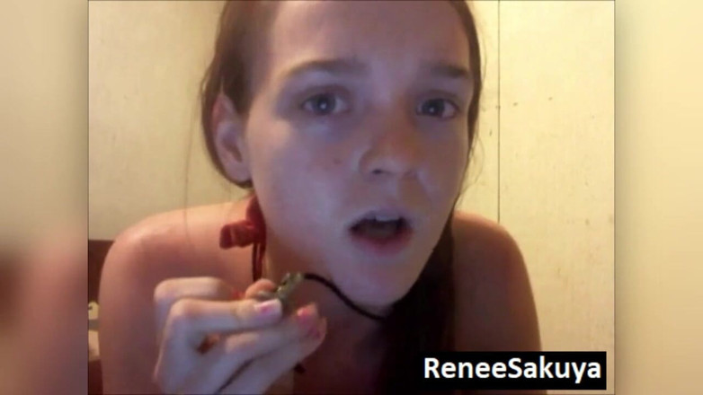 Renee Sakuya: Schließ deinen schwanz mit meinem kleinen Schlüssel an
