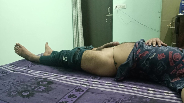 Rajasthani-old-lover: Ufficiale di polizia indiano viene spompinato e scopato dal vicino