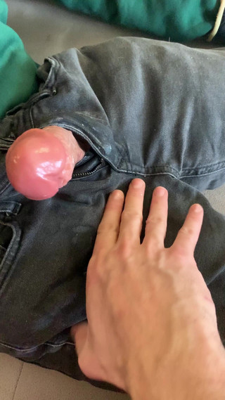 cd_aysemmm: My Young Stepson Got Hard for the First Time