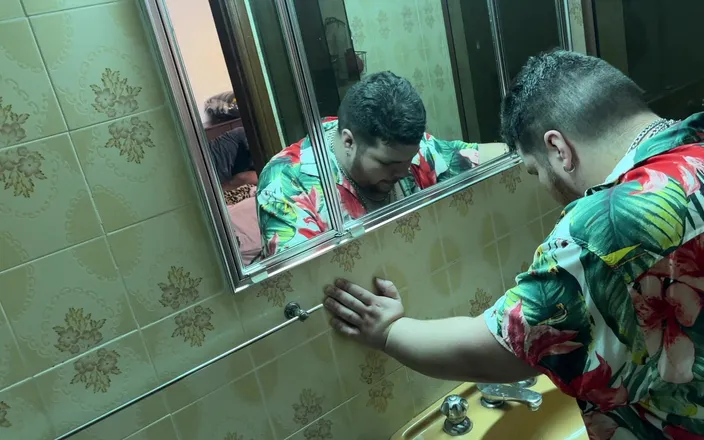 Dirty tricks gays: Gordinho Safado Chamou Seu Amigos Para Fazer Um Esquenta Especial...