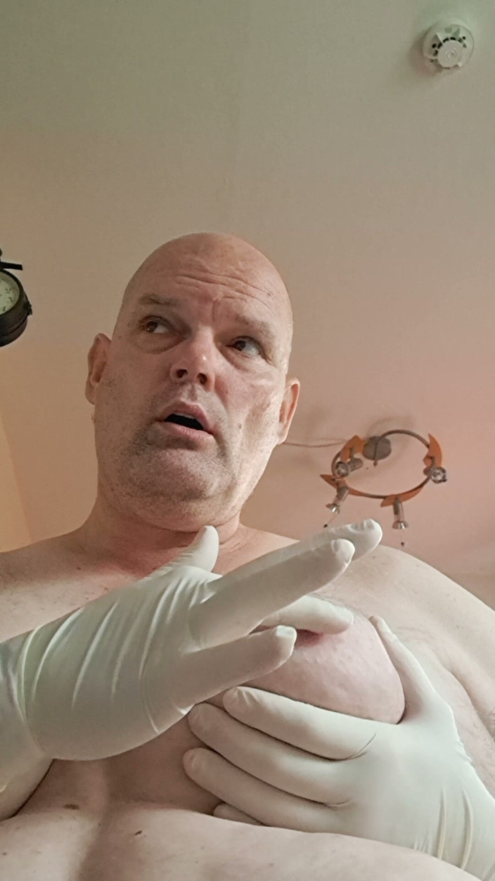 Fickspecht: Tits Examination at the Slut