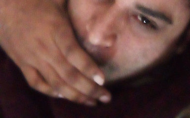 Pakinudo: Nadržený chlapec muslim