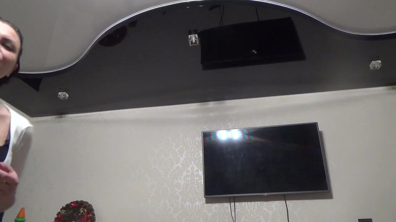 Sexy Milf: Dein babysitter wird für dich alle tun! Tabu!