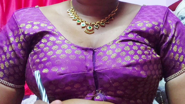 Desi Mohini: Hete vrouw en man delen geheime seks