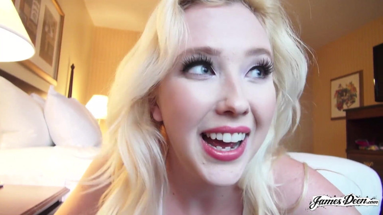 James Deen: Samantha Rone James Deen ile bakış açısıyla sikişiyor