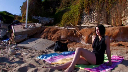 Big Tits World: Follada caliente al aire libre en la playa para una...