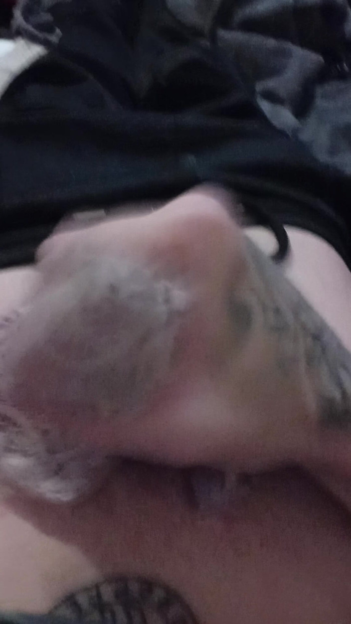 Cuminpanties22: Gozando na calcinha da ex-namorada