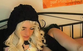 Blonde Babe Creaming All Over Her Toys with Her Juicy Pussy Too Tight for Her New Monster Dildo