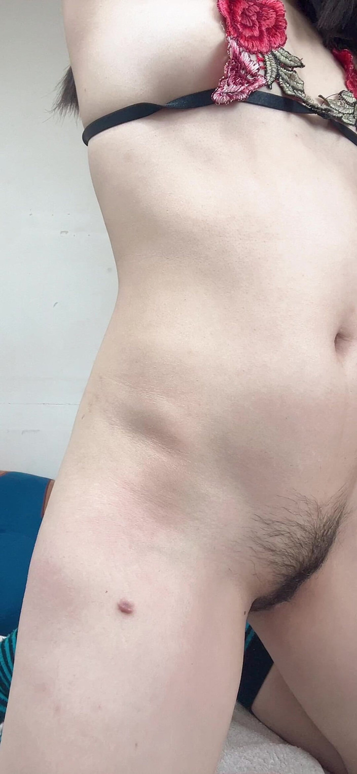 sweethanajapanese: 딜도 섹스 Hana 후장 놀라운 작은 엉덩이와 귀여운 보지 아시아인 클로즈업