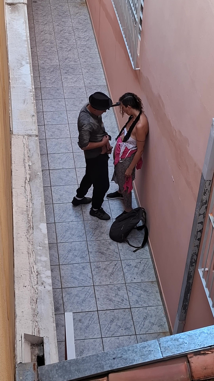 Gabi SweetCouplesStories: Ho lasciato il mio capo mi strappare i vestiti dopo...