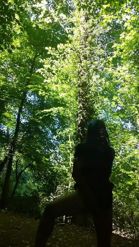 Babe2race: Masturbation in the forest during the lunch break