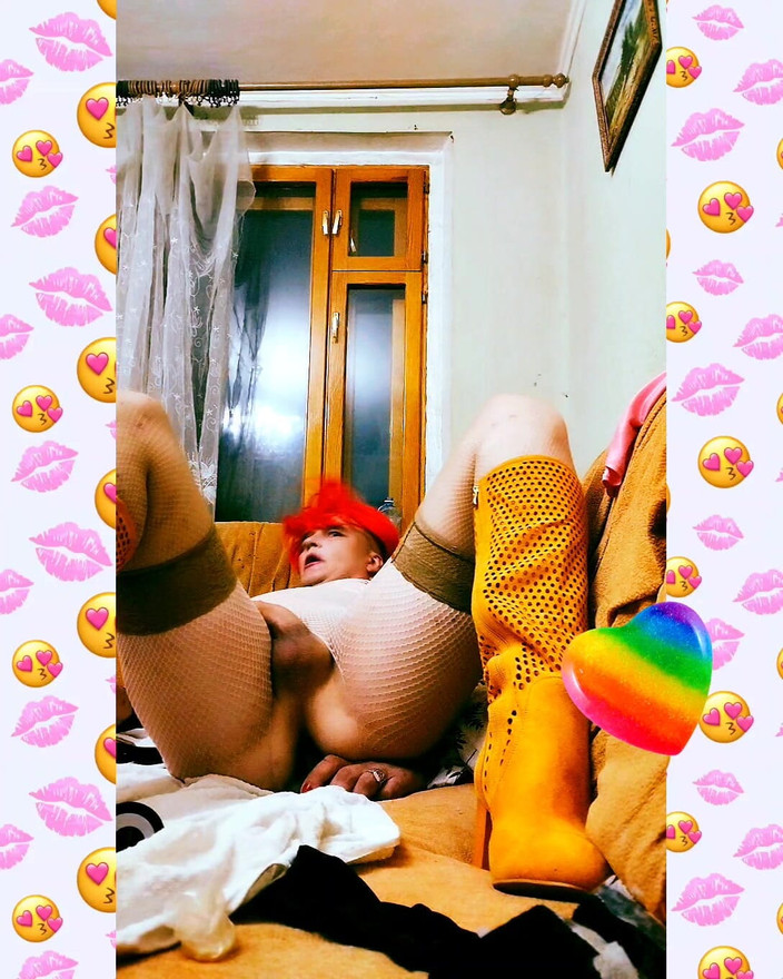 Djini: ジニ・プレイ・ウィズ・ディルド