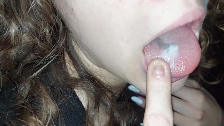 MaksDana33: Стирчить