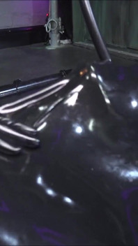 Double team vac bed tease