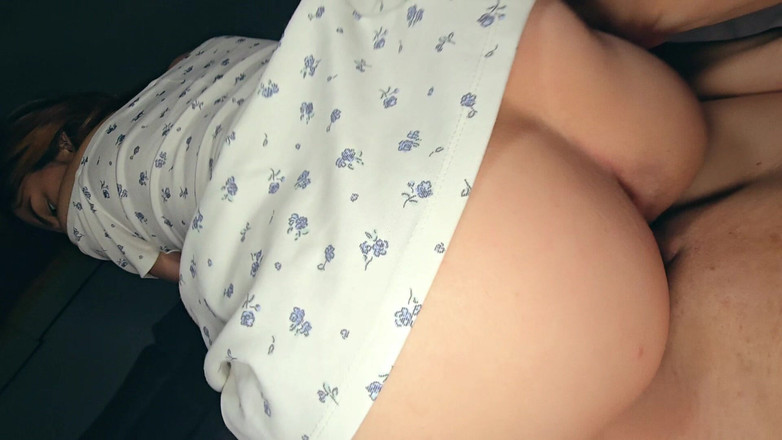 Labestiaylabella: Stiefschwester gefickt und auf ihre schönen füße abspritzen