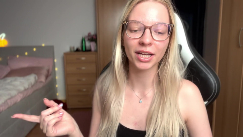 Goddess_Bella_Rae: Hur man blir en sann kyskhetsslav, överlevnadsguide