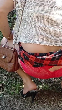 Rita Perutzi Peeing 1