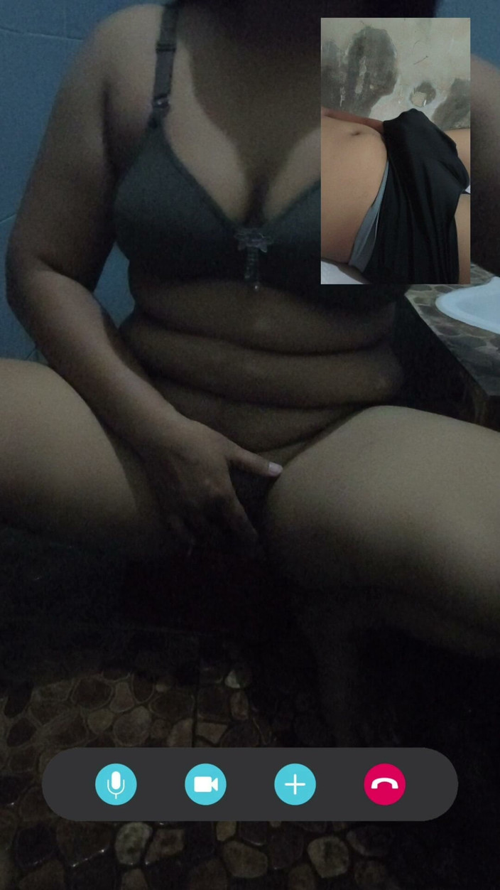 Ayuningsih: Video Call Sex