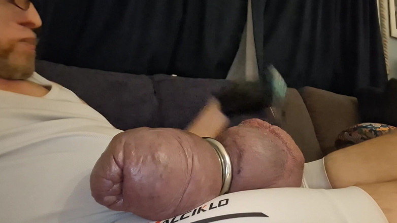 Monster_Meat_: Mi polla de silicona Megagrpte va a eyacular