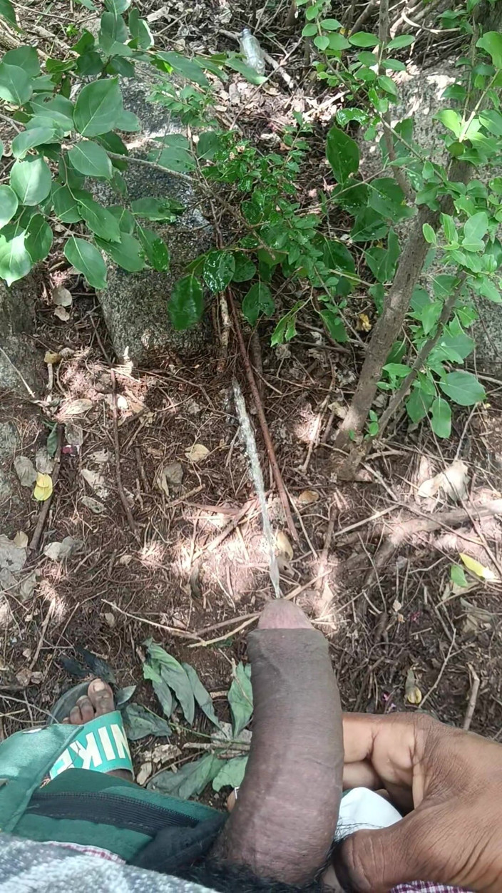AURA THINGS: Hot Piss Cuming Fast Big Balck Cock Hot