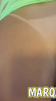 Ik neukte de kont van de camgirl vóór de show