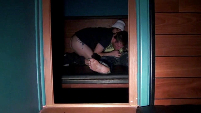 Crunch Boy: Twink操了一个直冲浪者的xxl鸡巴