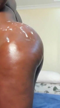 Jack off till My Extraordinary Ass, avsnitt 1033