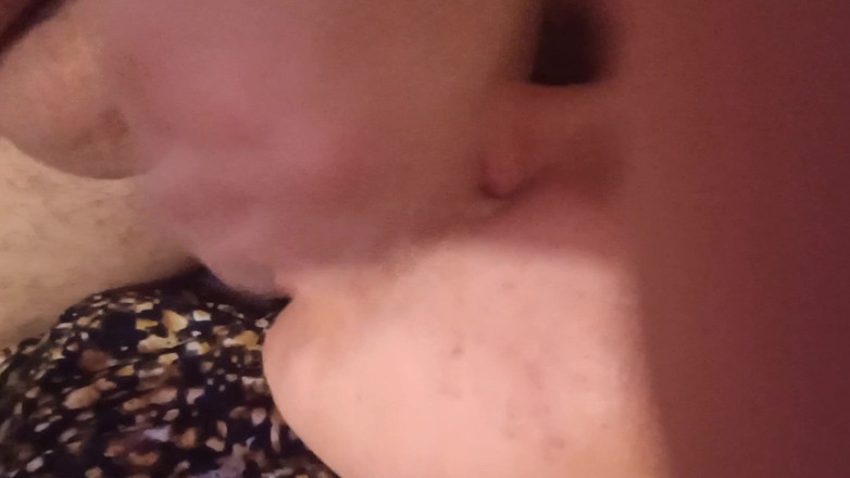Ionut899: Die Ganze Nacht Mit Schwanz Im Mund Und Sperma Schlucken
