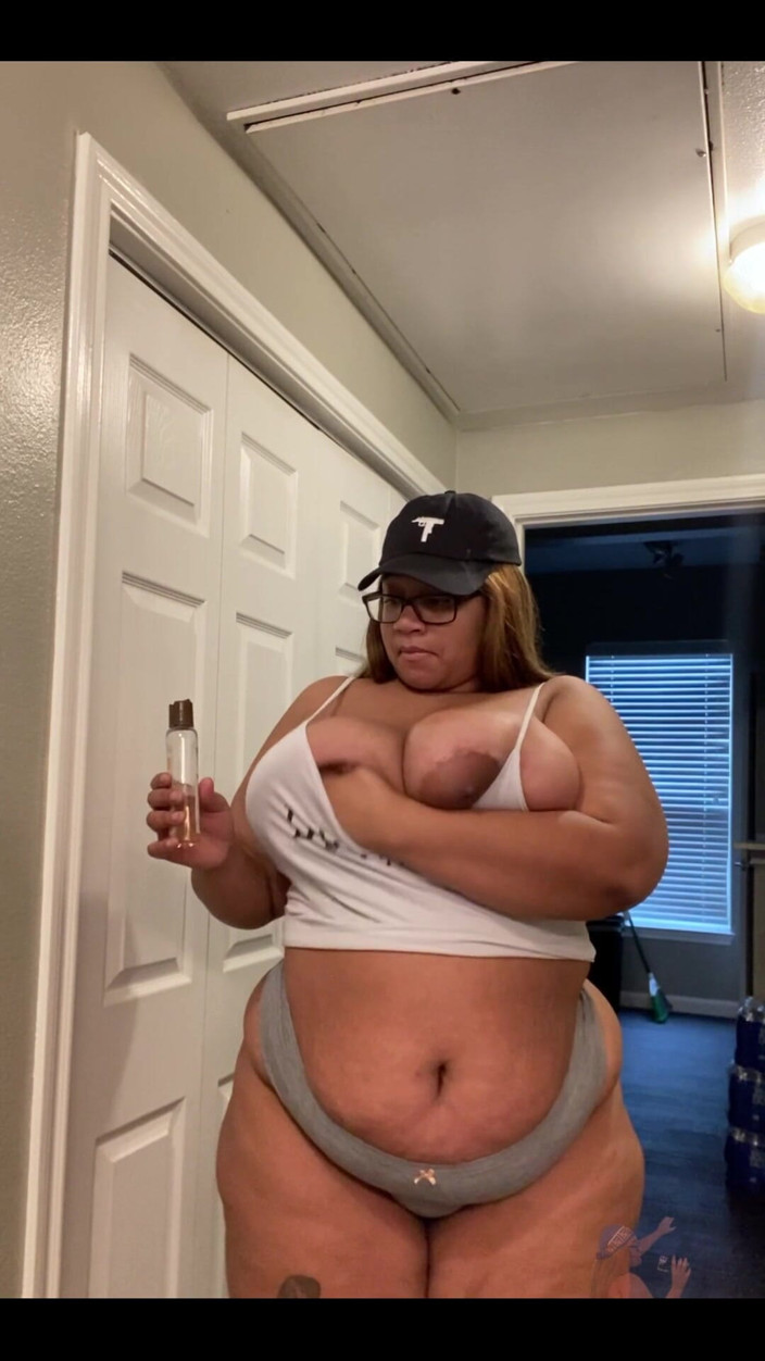 Biggdebbie solo: Good Morning From These Milky Jugs