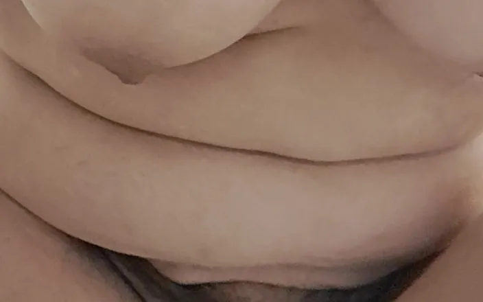 Mommy big hairy pussy: After Sex I Urinate