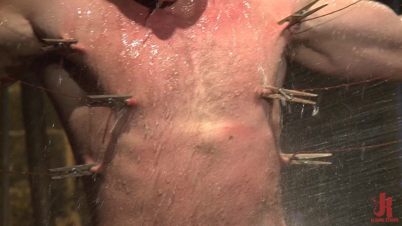 Kink Men Classics: House dom Connor Maguire की जोरदार पीड़ा और गांड चुदाई