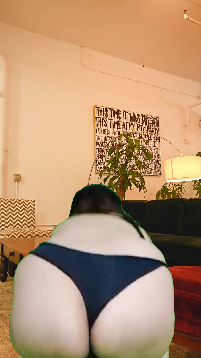 TestyFoundation: 热辣的印度女仆玩弄她的阴户甜美