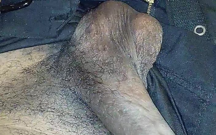 SweetDWillie456: Товстий вирізаний великий чорний член дрочить