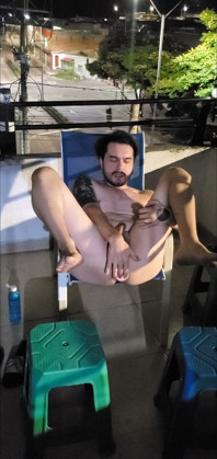 Riskante masturbation Balkon und sperma
