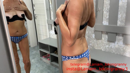 Ladyloveyoung60: Madrastra preparándose para salir con grandes tetas naturales tabú