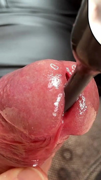 Anweisungsvideo für zarte Erweiterung der männlichen Harnröhre - weibliche pOV