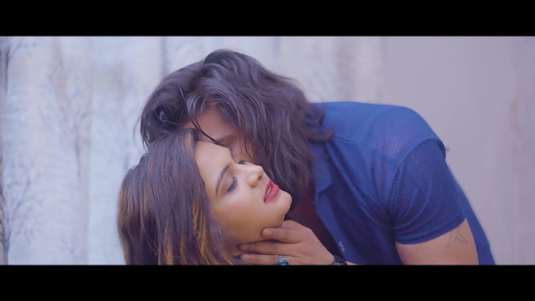 Triflicks: Indiancă bhabhi sex cu socru foarte dur futând-o pe frumoasa...
