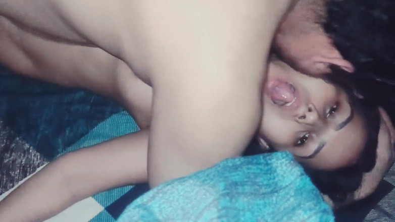 Hot Sis: セクシーなラティカとの角質のセックス