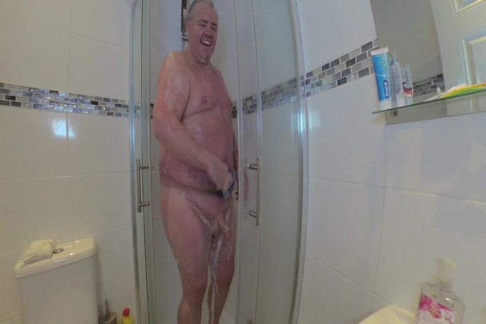 Solo Male VR180 Billy the Bear: Vr180 Prysznic czas! Czas na mydło