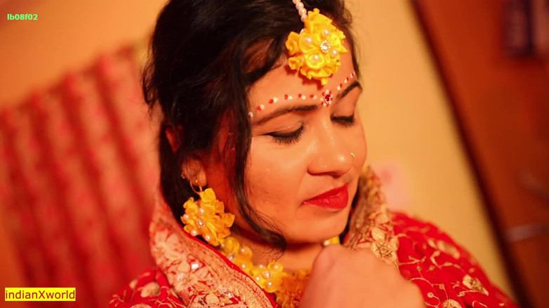 Indian Xshot: Indiancă desi Bahu sex în prima noapte! Te rog, fute-mă încet