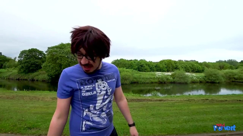 Nerd Pervert: Carli Hudson - 练习让精灵