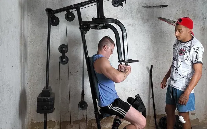 carmonaoficial: Friends' Gym Workout Ends in Brotherhood