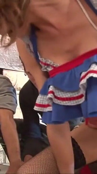 O lecție de educație sexuală se va transforma în orgie practică