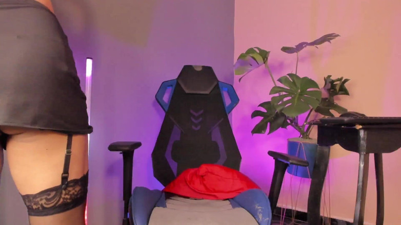 Bella Duval: ベラ・ピロートと彼女のセクシーなロックンロールダンス